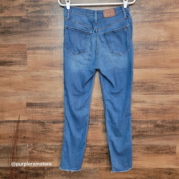 Madewell Jeans 27 Roadtripper 10" Waterford Wash M0572 Tummy Control Raw Hem - Picture 2 of 12